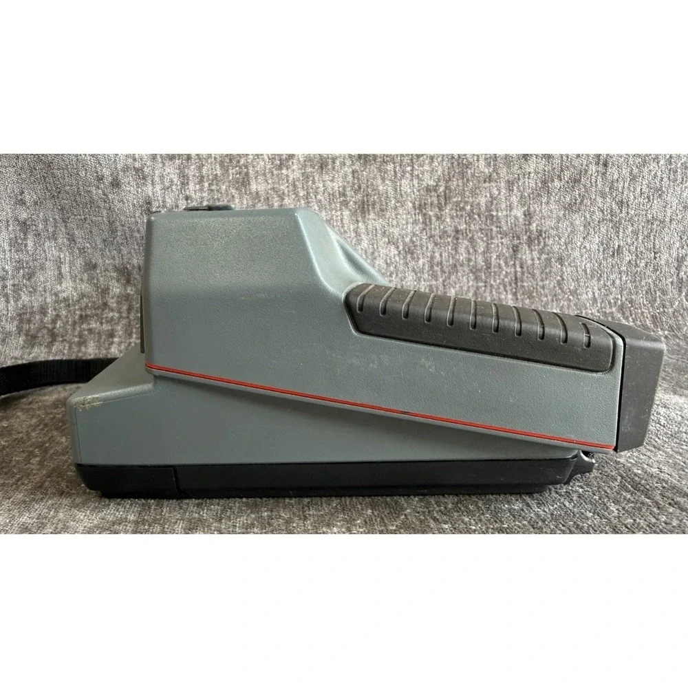 Vintage Polaroid Impulse 600 Instant Film Camera Gray Pop Up Flash